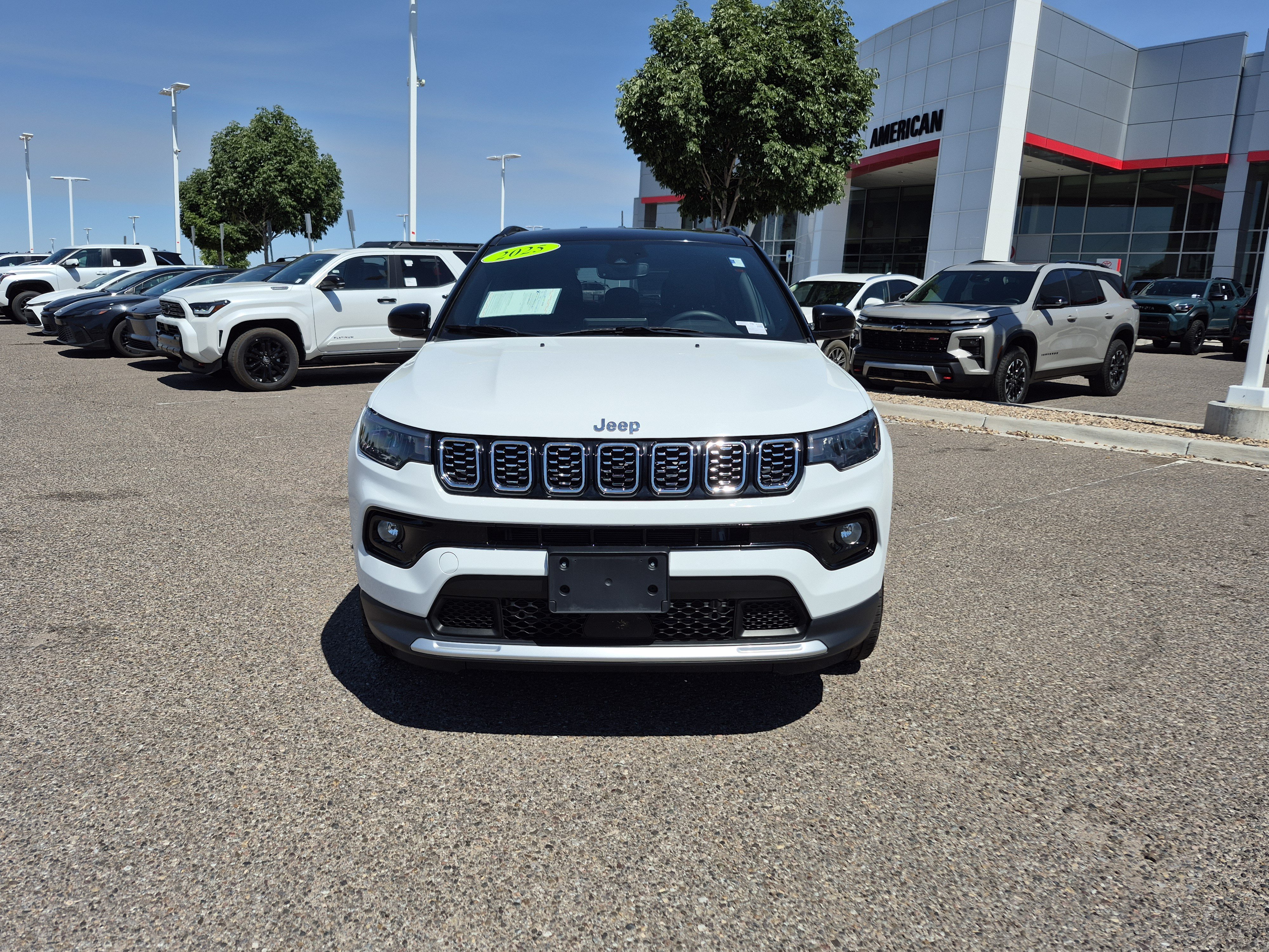 Used 2025 Jeep Compass Limited AWD/4WD image 8