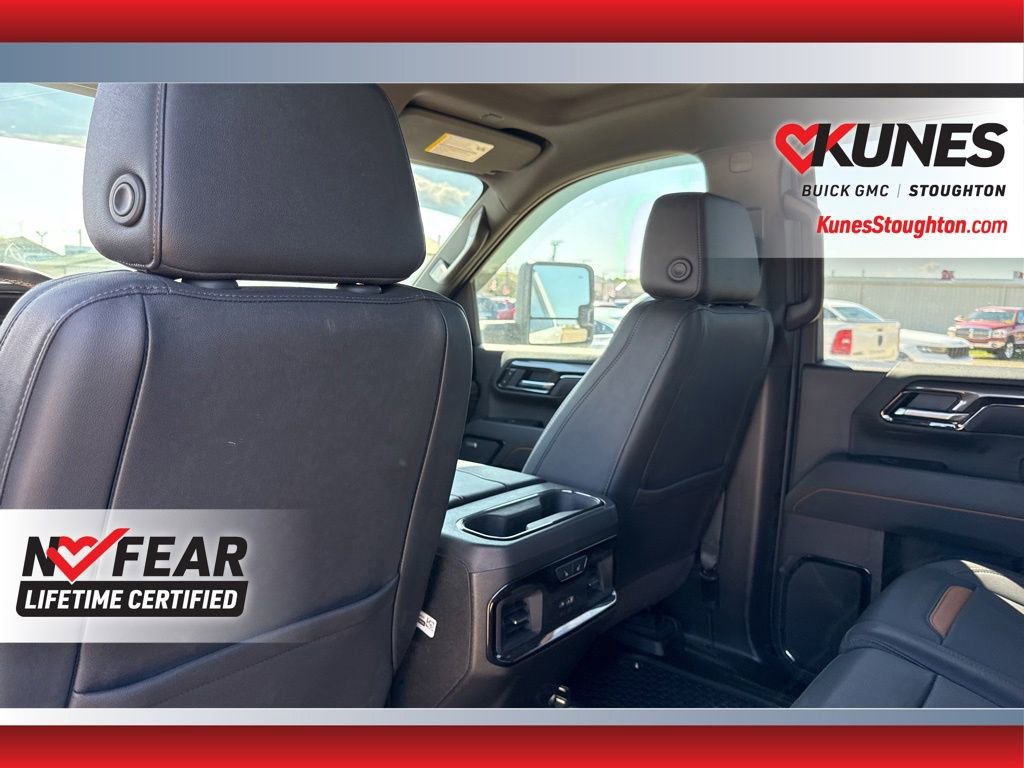 Used 2025 GMC Sierra 2500 AT4 AWD/4WD image 35