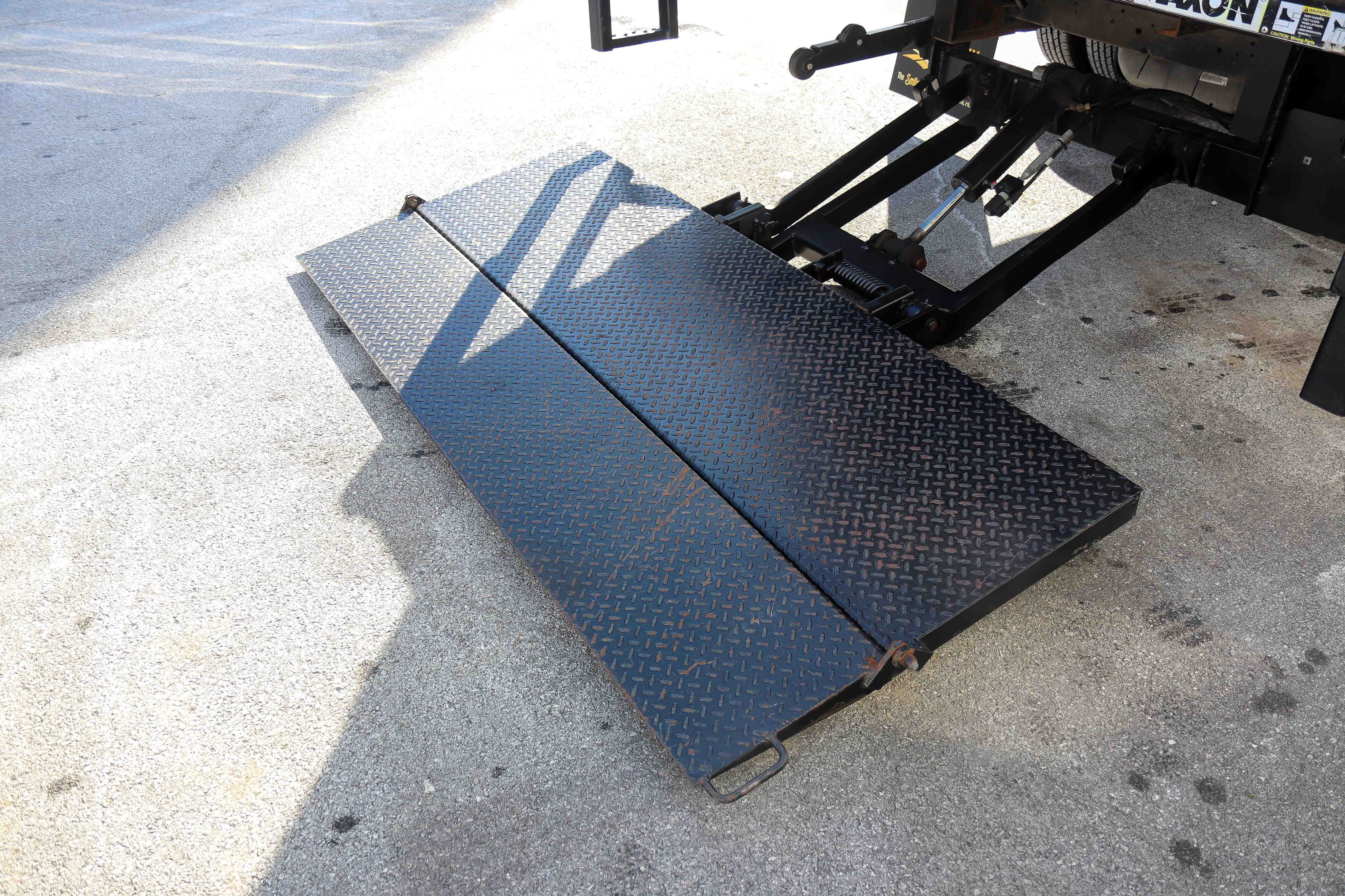 Used 2024 Ford E-350 and Econoline 350 Super Duty w/ Power Windows & Locks Group RWD image 10