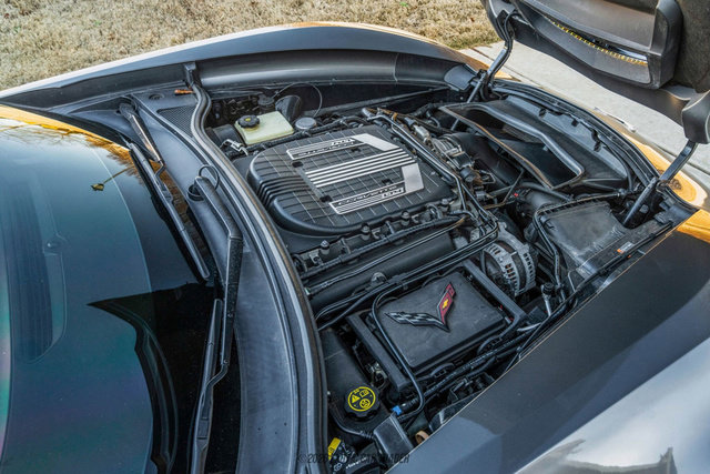 Used 2016 Chevrolet Corvette Z06 w/ 3LZ Preferred Equipment Group image 27