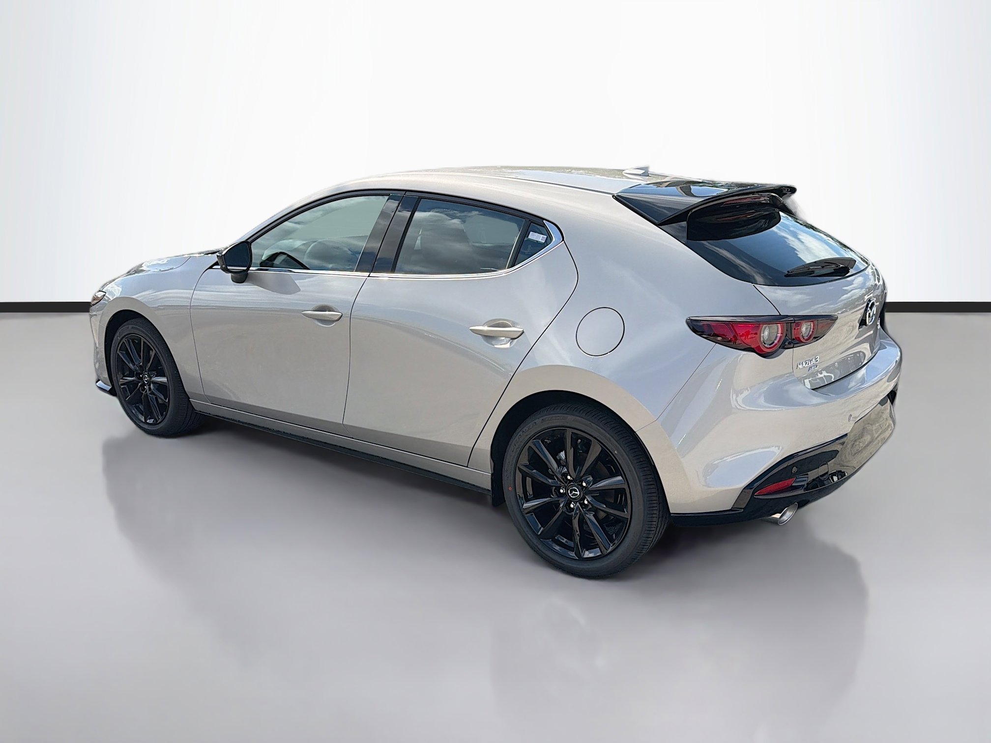 New 2026 MAZDA MAZDA3 Hatchback w/Premium Plus Pkg image 6