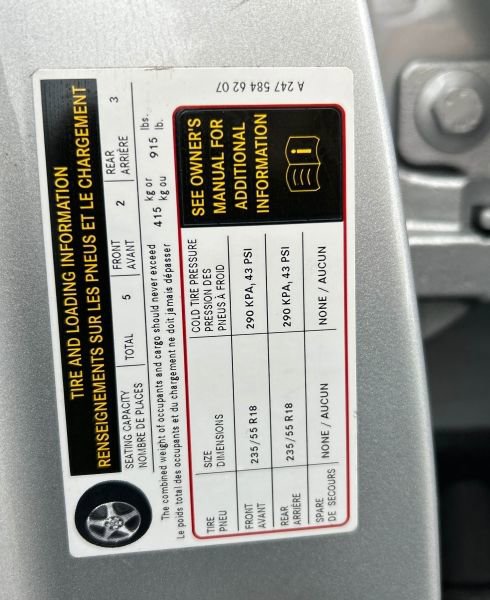 Used 2023 Mercedes-Benz GLA 250 4MATIC image 3