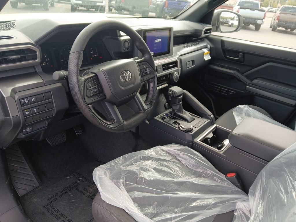 New 2025 Toyota Tacoma SR5 image 5