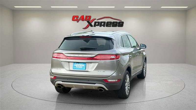 Used 2016 Lincoln MKC Reserve w/ Lincoln MKC Climate Package image 9