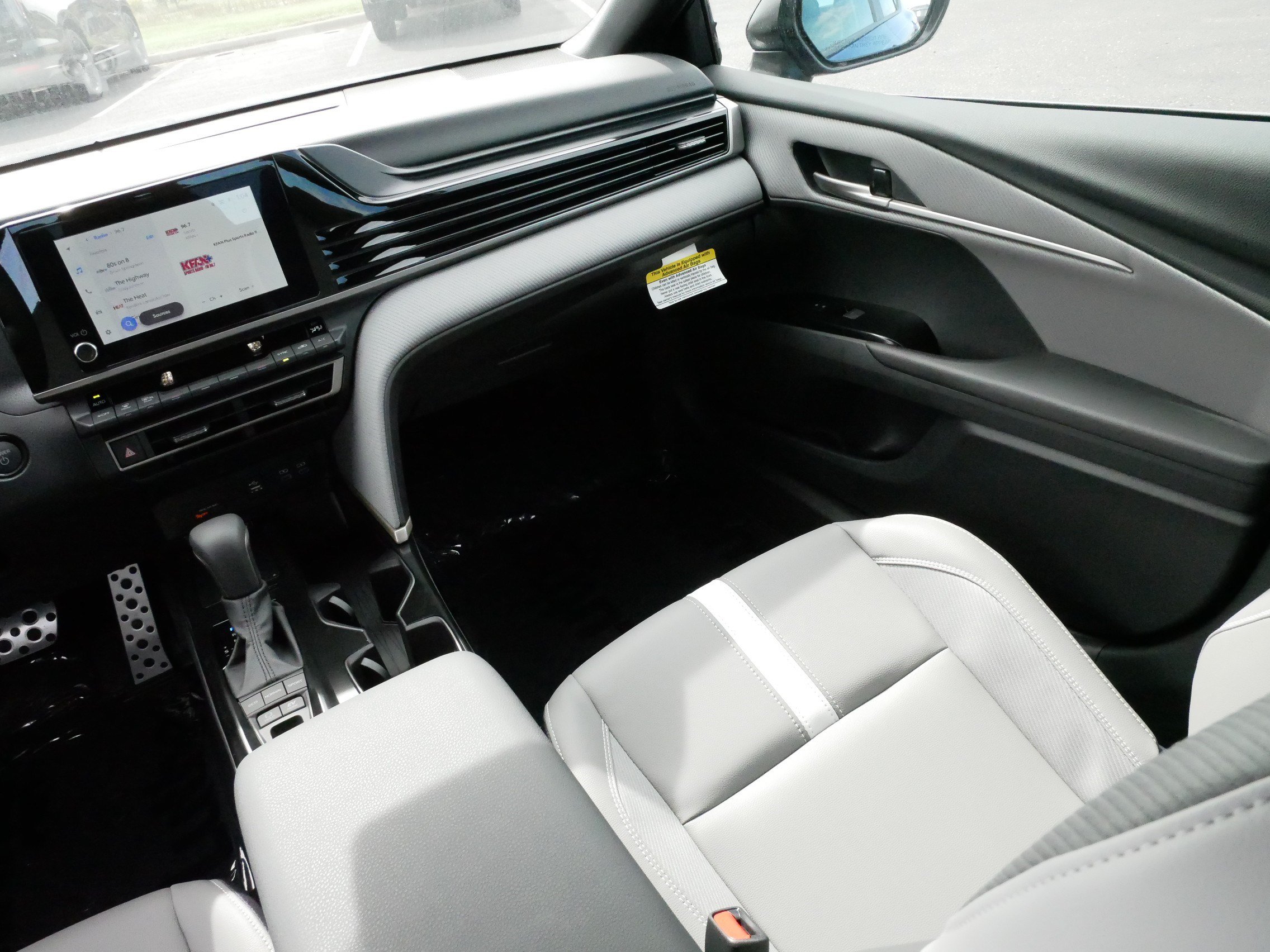Certified 2026 Toyota Camry SE w/ Convenience Package FWD image 11