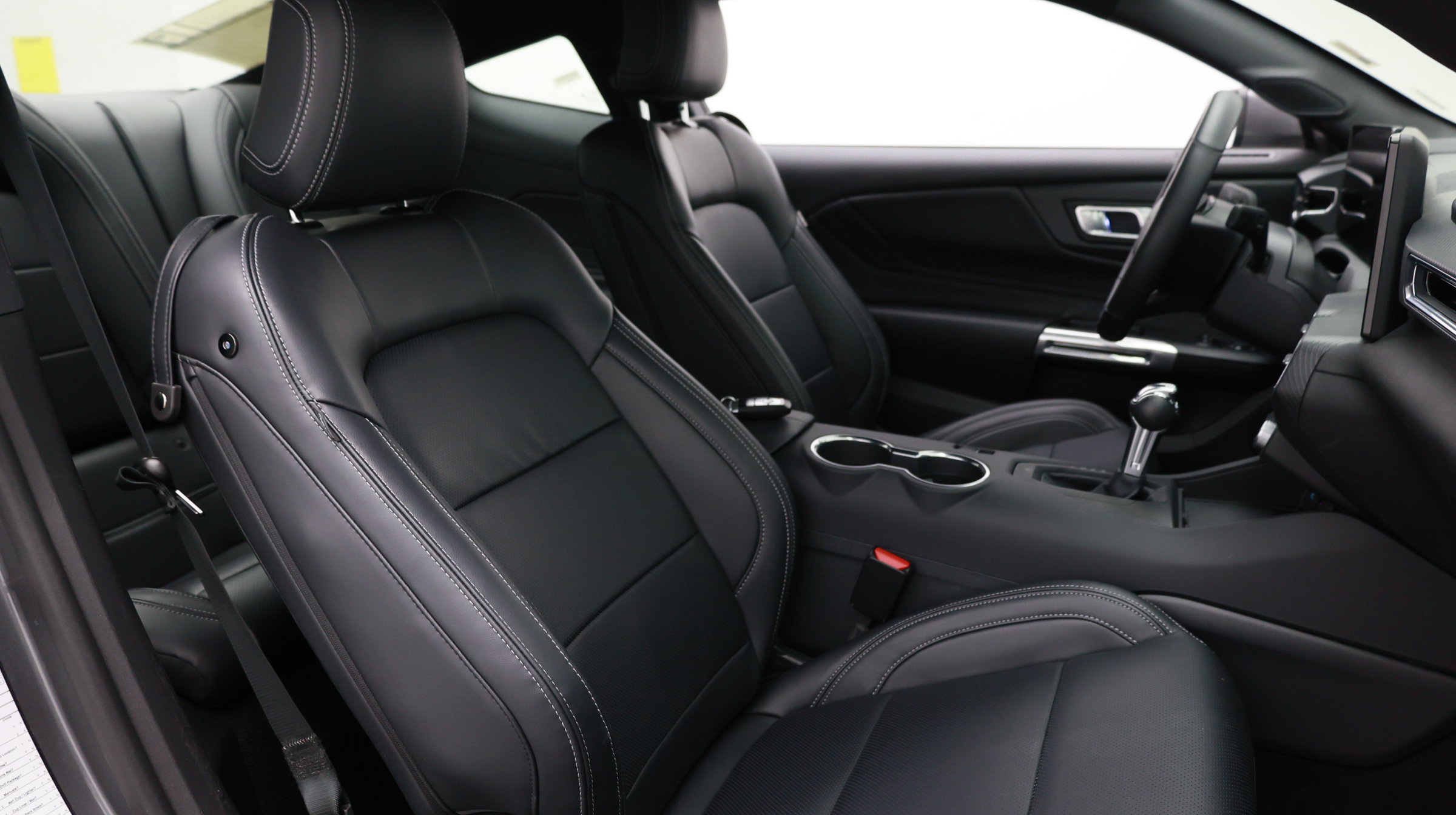 Used 2026 Ford Mustang Premium RWD image 38