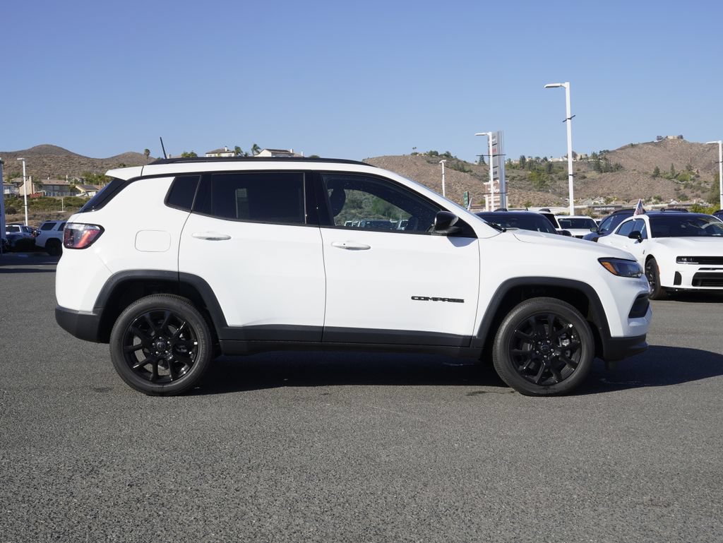 New 2026 Jeep Compass Latitude AWD/4WD video 3