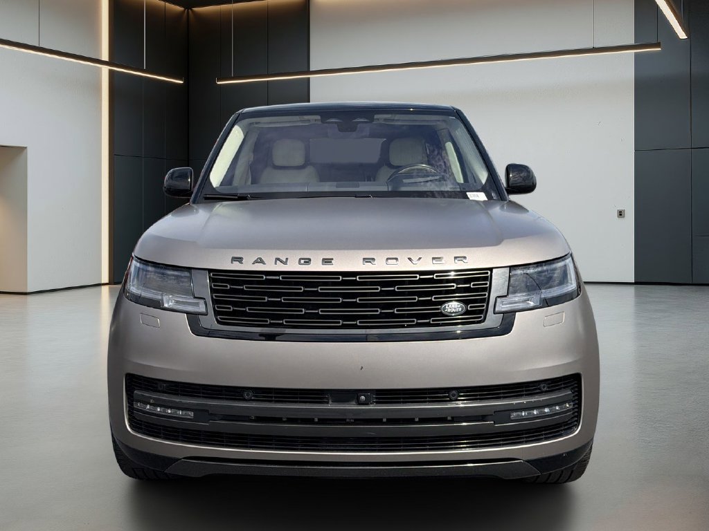Used 2023 Land Rover Range Rover Long Wheelbase SE AWD/4WD image 9
