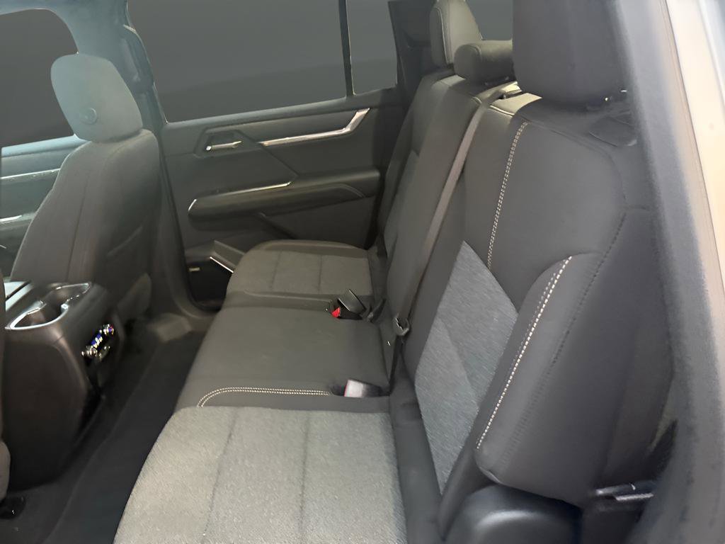 Certified 2025 GMC Acadia Elevation image 13