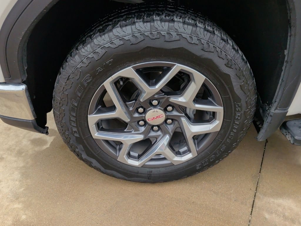 Used 2024 GMC Sierra 1500 SLT AWD/4WD image 52