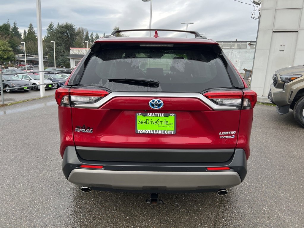 Used 2023 Toyota RAV4 Limited image 5