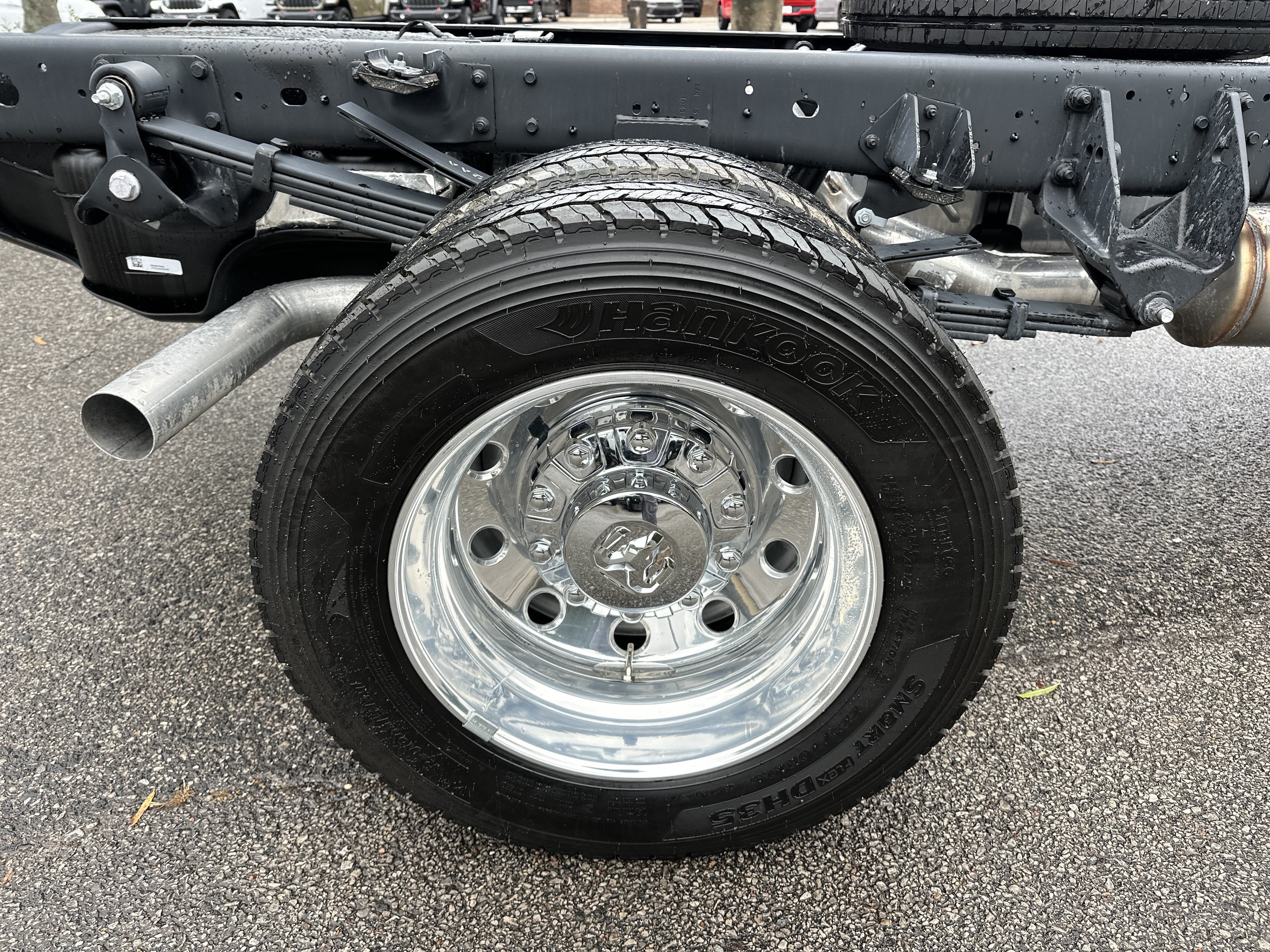 New 2026 RAM 5500 Tradesman w/ Chrome Appearance Group AWD/4WD image 17