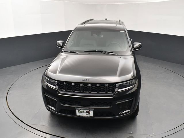 New 2026 Jeep Grand Cherokee L Limited w/ Limited Altitude Package AWD/4WD image 14