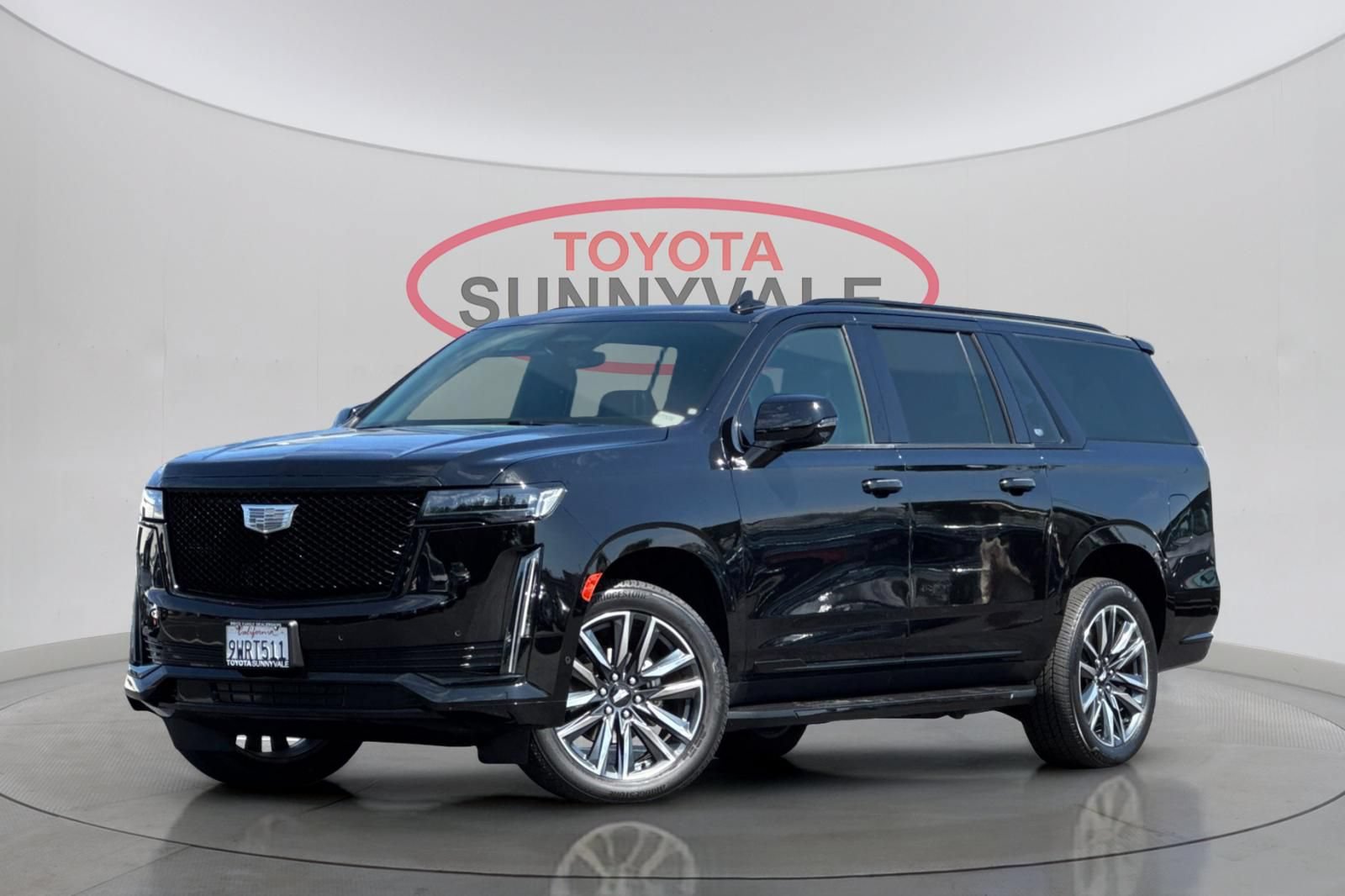 Used 2021 Cadillac Escalade ESV Sport AWD/4WD image 1