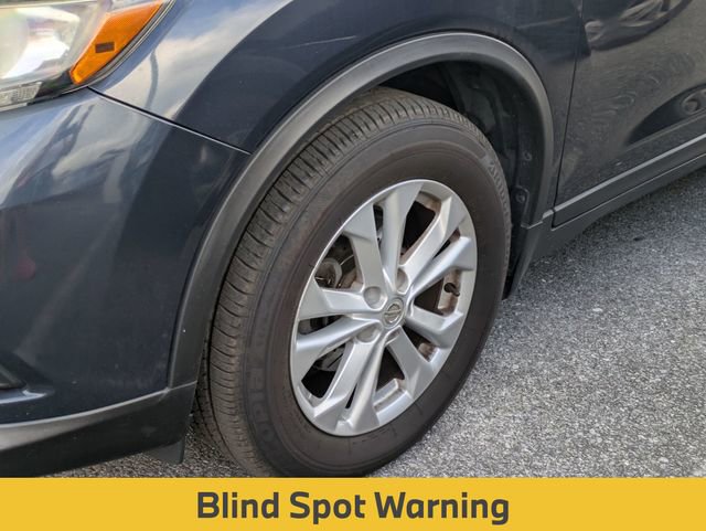 Used 2016 Nissan Rogue SV w/ SV Premium Package image 6