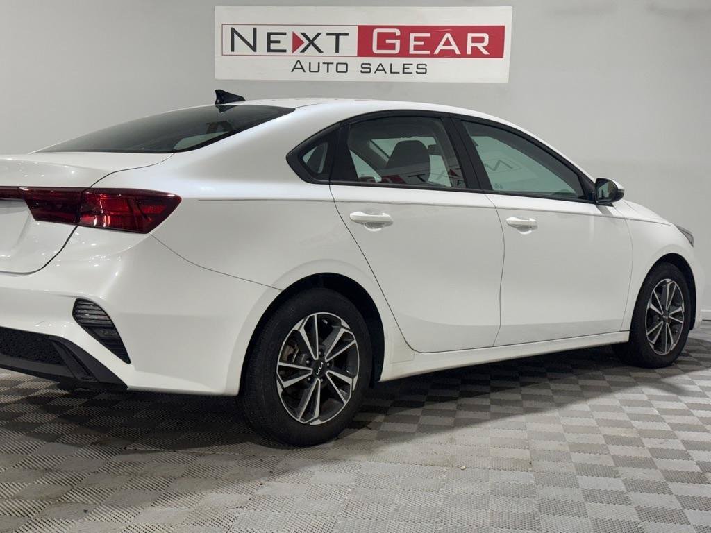 Used 2023 Kia Forte LXS w/ LXS Technology Package FWD image 10