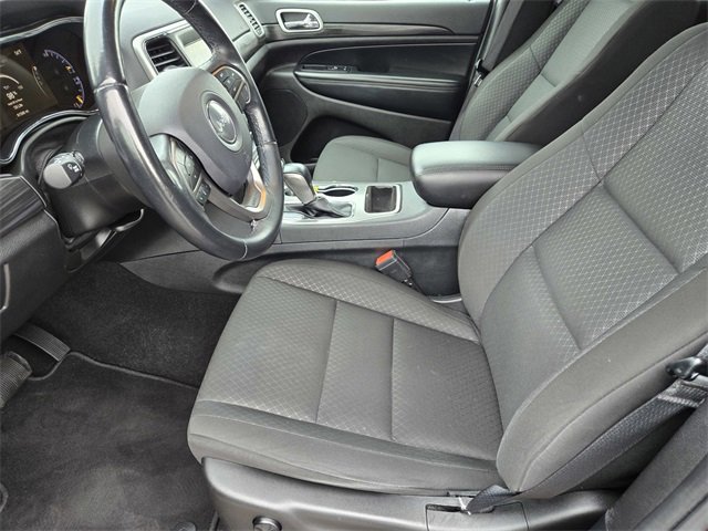 Used 2020 Jeep Grand Cherokee Laredo image 15