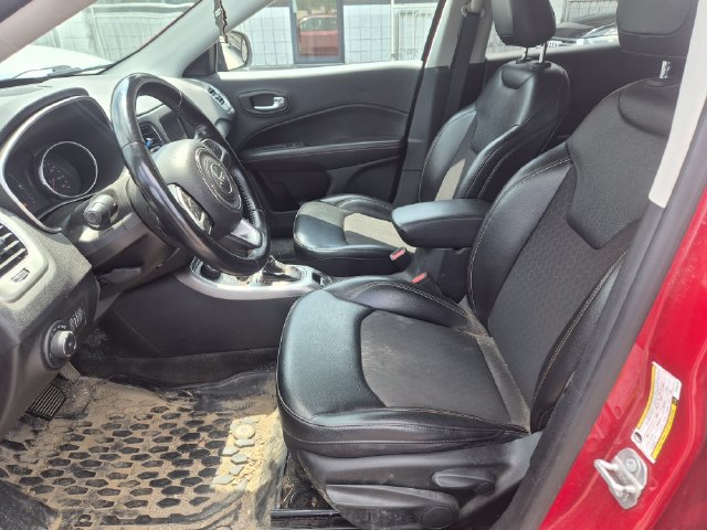 Used 2021 Jeep Compass Latitude AWD/4WD image 10
