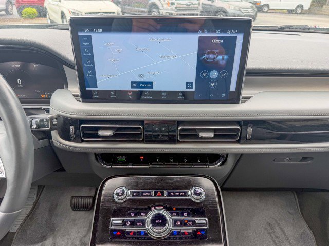 Used 2021 Lincoln Nautilus Reserve FWD image 11