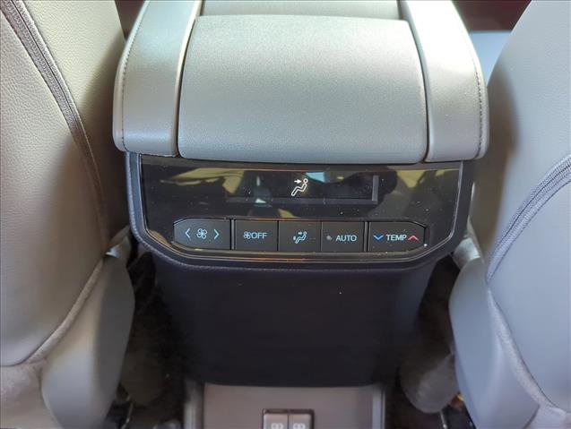 Certified 2026 Toyota Highlander XLE image 23