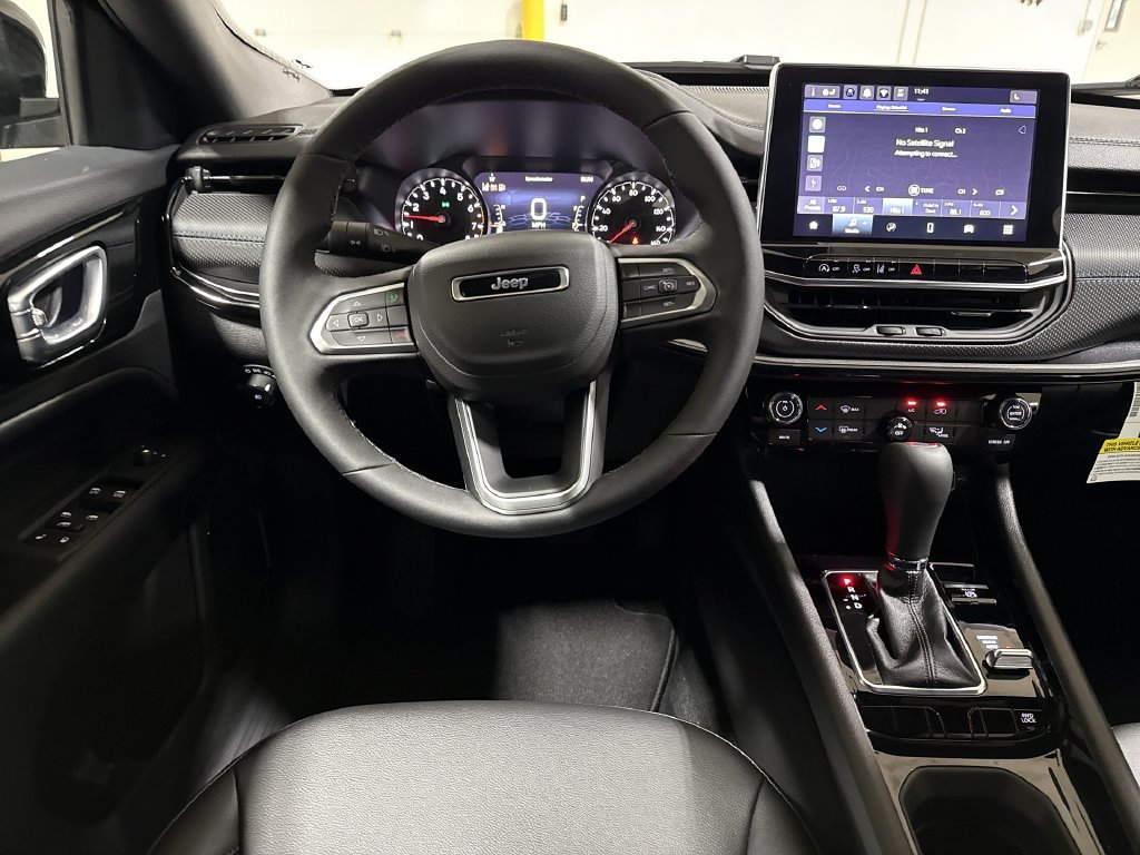 New 2026 Jeep Compass Latitude AWD/4WD image 11