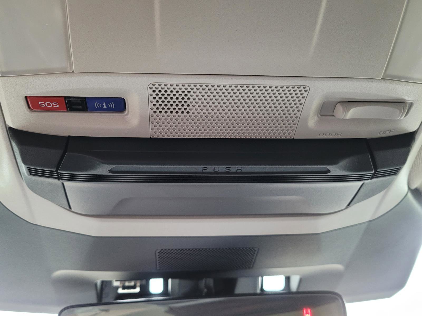 Certified 2025 Subaru Ascent Premium image 30