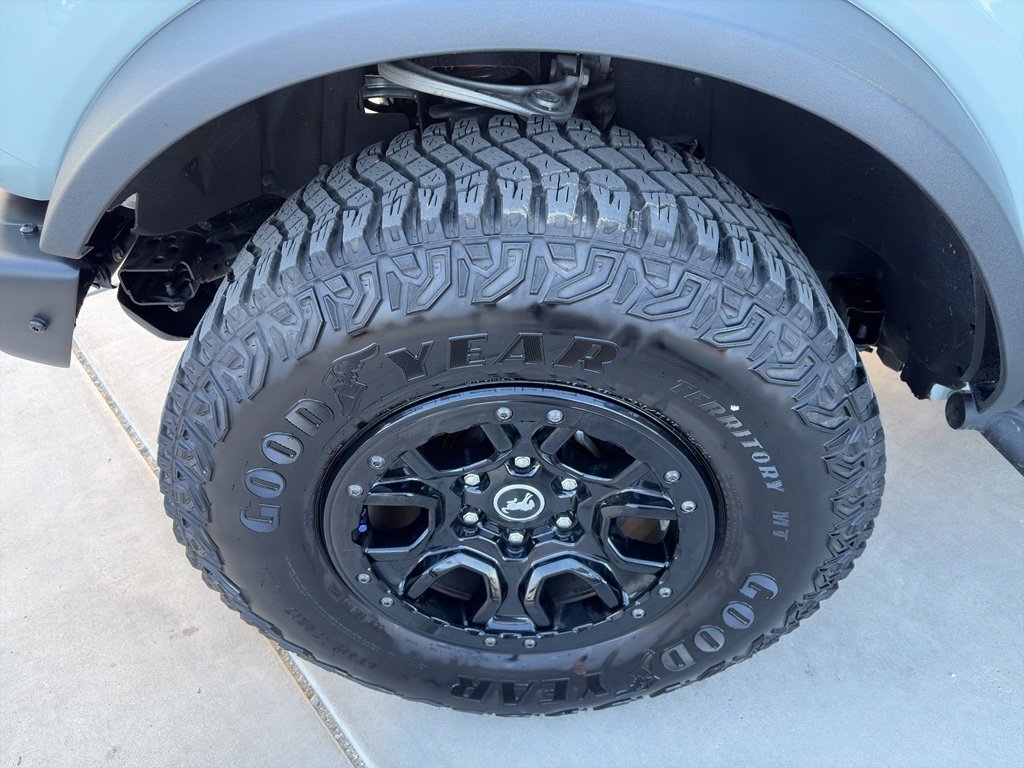 Used 2023 Ford Bronco Wildtrak image 15
