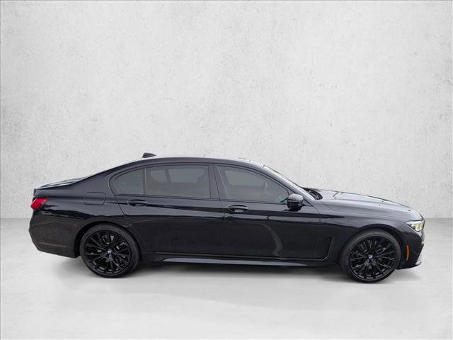 Used 2021 BMW 750i xDrive w/ Executive Package AWD/4WD image 4