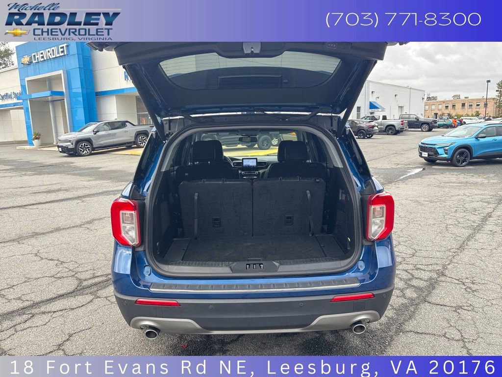 Used 2023 Ford Explorer Limited image 12