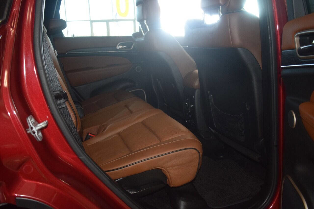 Used 2015 Jeep Grand Cherokee Summit w/ Platinum Series Group image 20