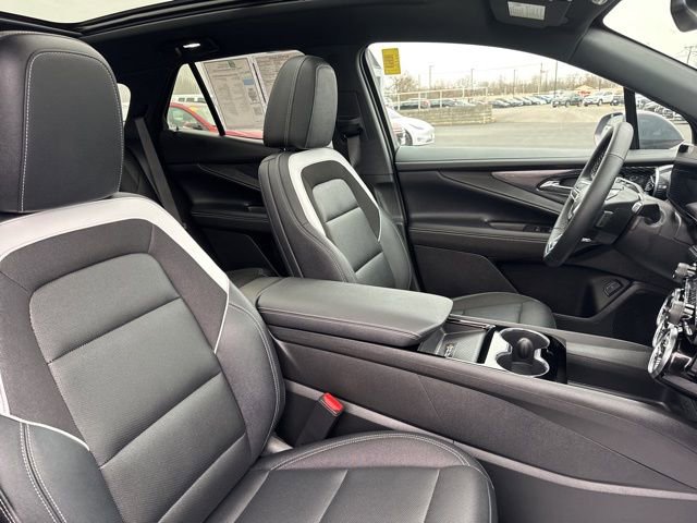 Used 2025 Chevrolet Blazer EV LT image 14