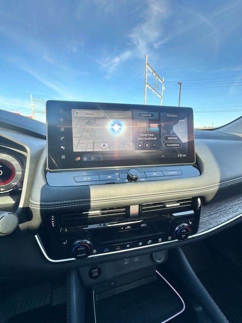 Certified 2024 Nissan Rogue Platinum w/ Platinum Premium Package image 15