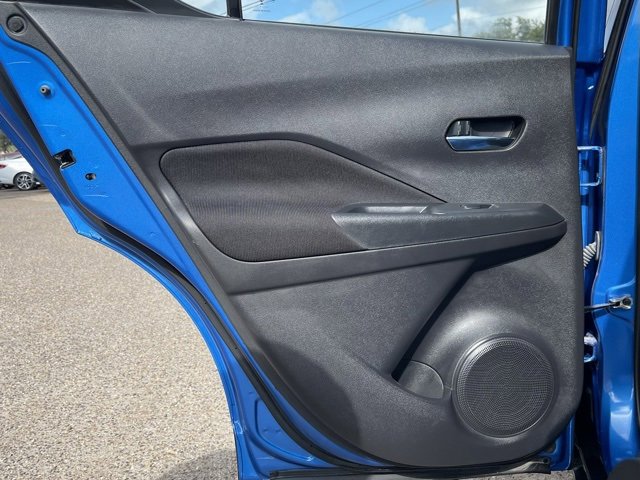 Certified 2024 Nissan Kicks SV image 18