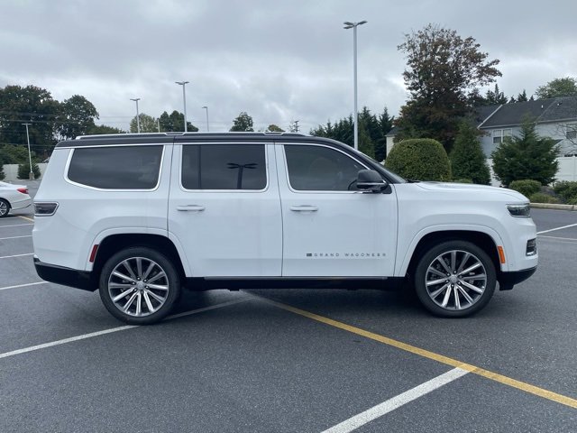 New 2024 Jeep Grand Wagoneer Series I w/ HD Trailer Tow Package image 9