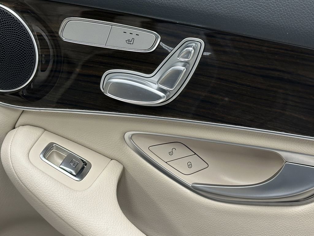 Certified 2022 Mercedes-Benz GLC 300 image 16