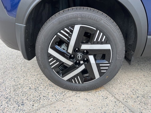 New 2025 Nissan Kicks SV w/ SV Premium Package image 31