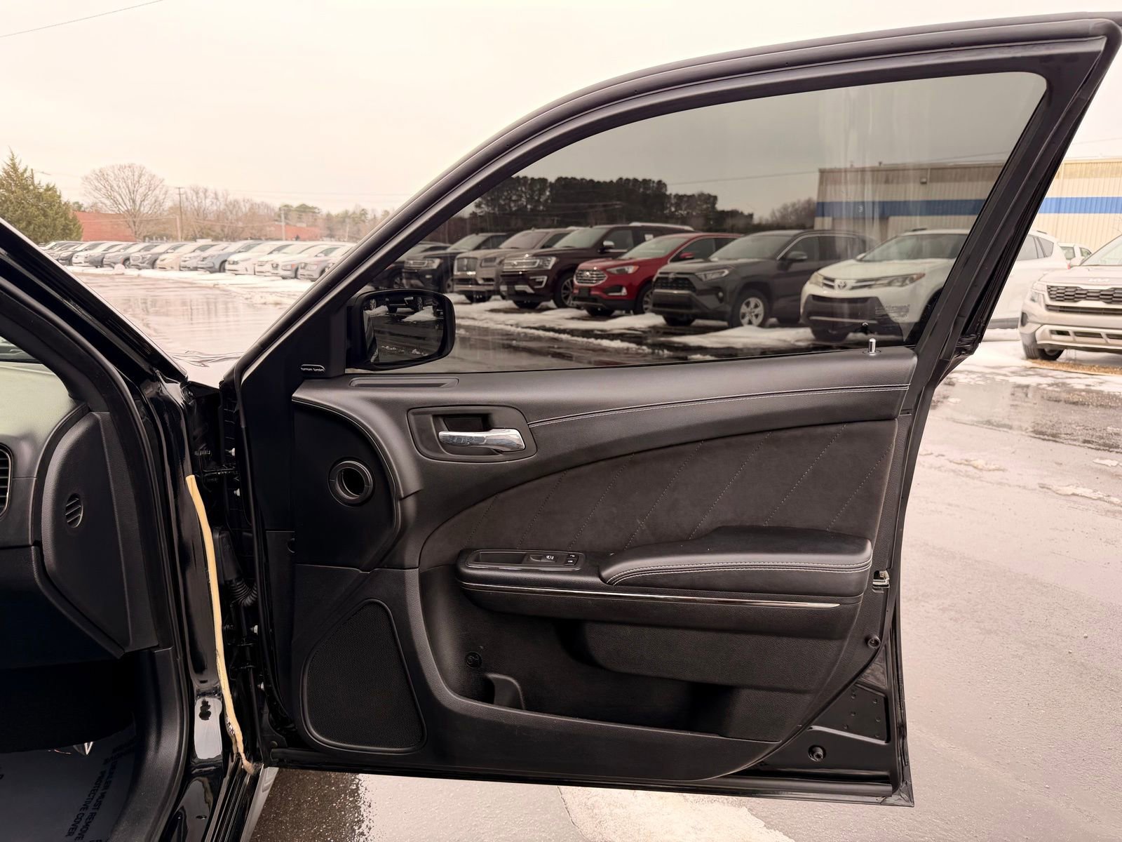 Used 2020 Dodge Charger SRT Hellcat w/ Harman/Kardon Audio Group image 32