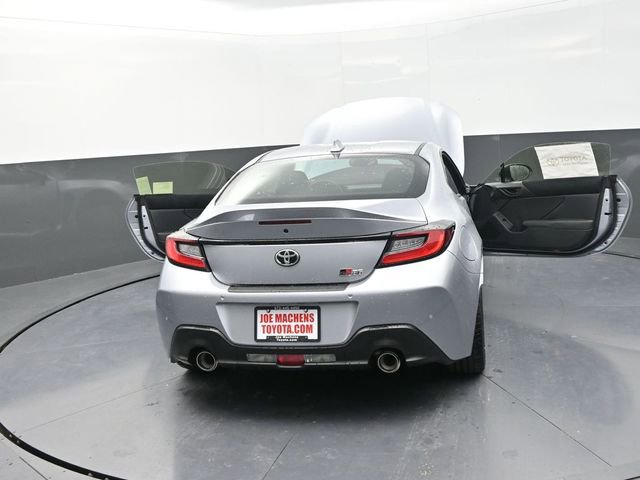 New 2025 Toyota GR86 Premium image 36
