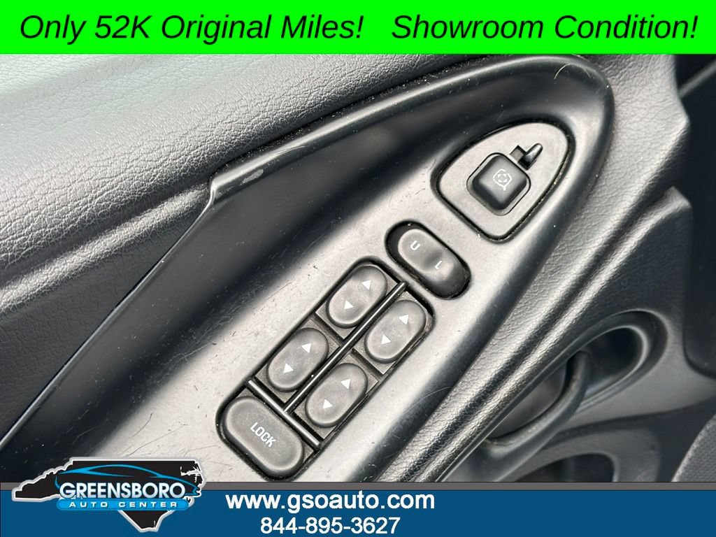 Used 1996 Ford Mustang GT RWD image 12