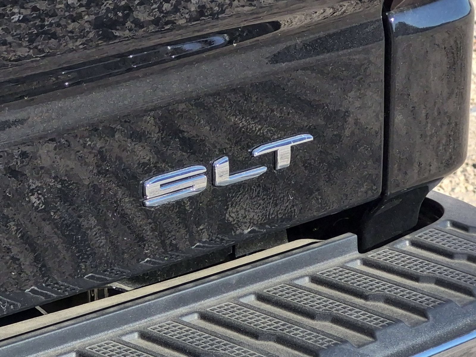 New 2026 GMC Sierra 1500 SLT w/ SLT Premium Package AWD/4WD image 33