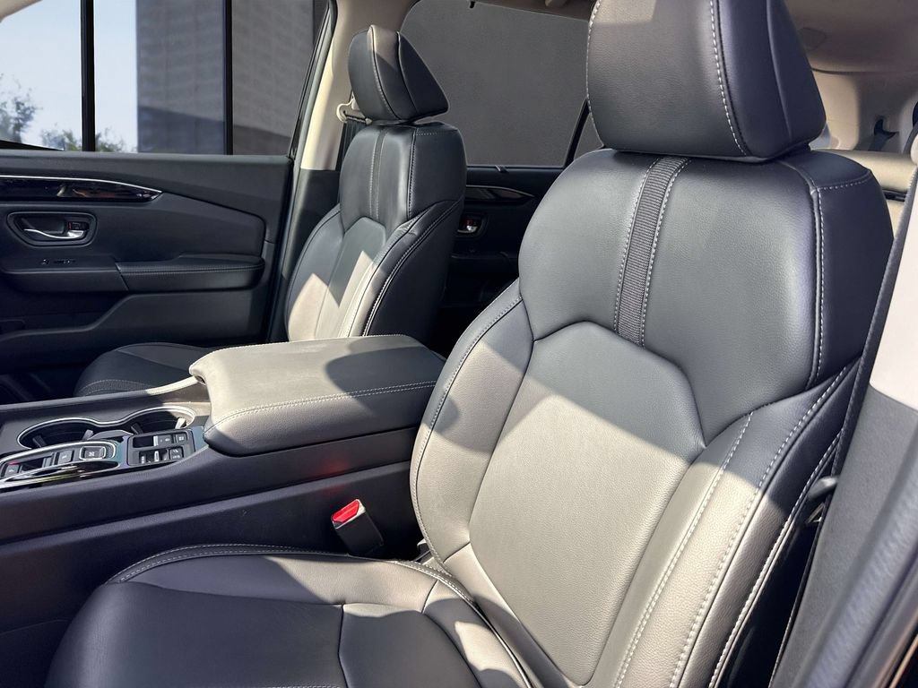 Used 2025 Honda Pilot Touring image 30