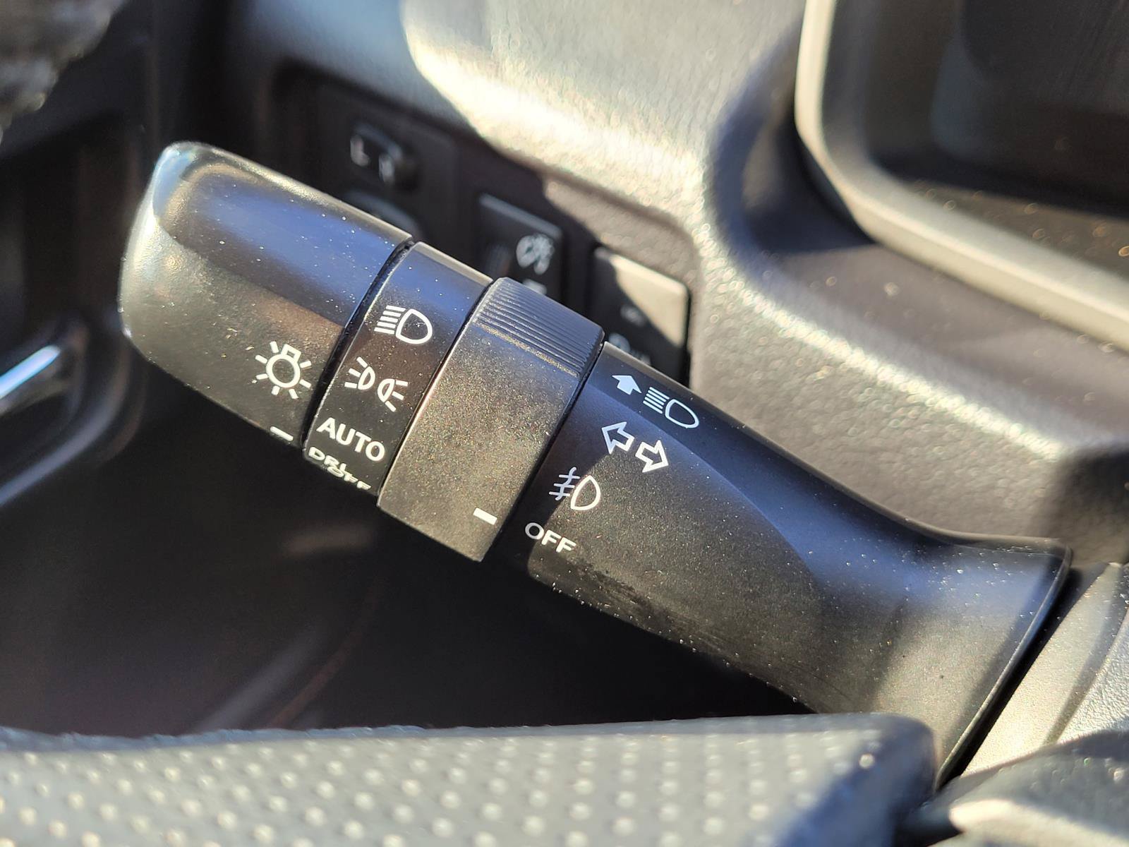 Used 2019 Toyota 4Runner Limited AWD/4WD image 32