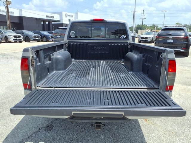 Used 2004 Nissan Frontier XE w/ (VTP) Value Truck Pkg RWD image 7
