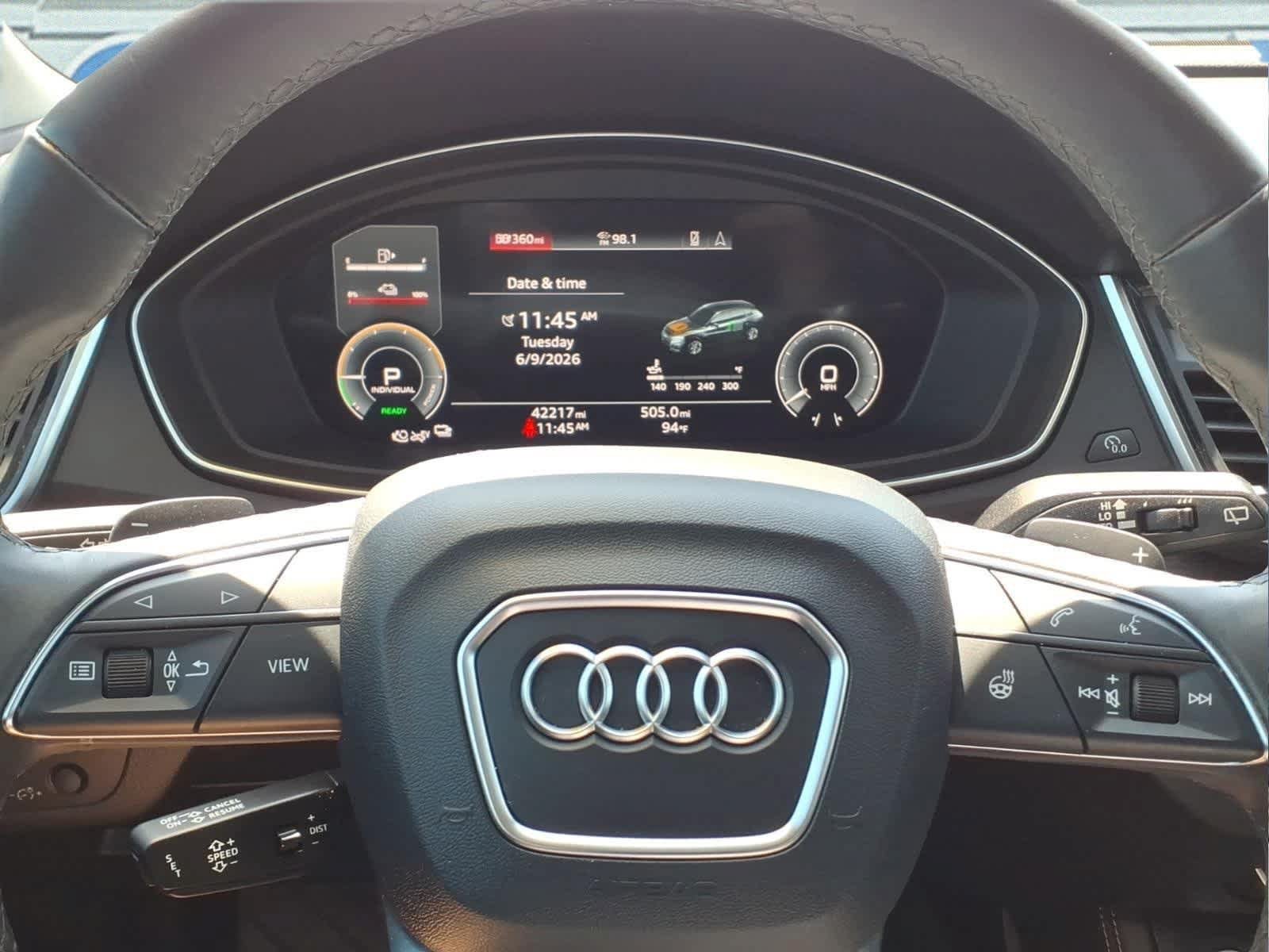 Used 2023 Audi Q5 e Prestige AWD/4WD image 22