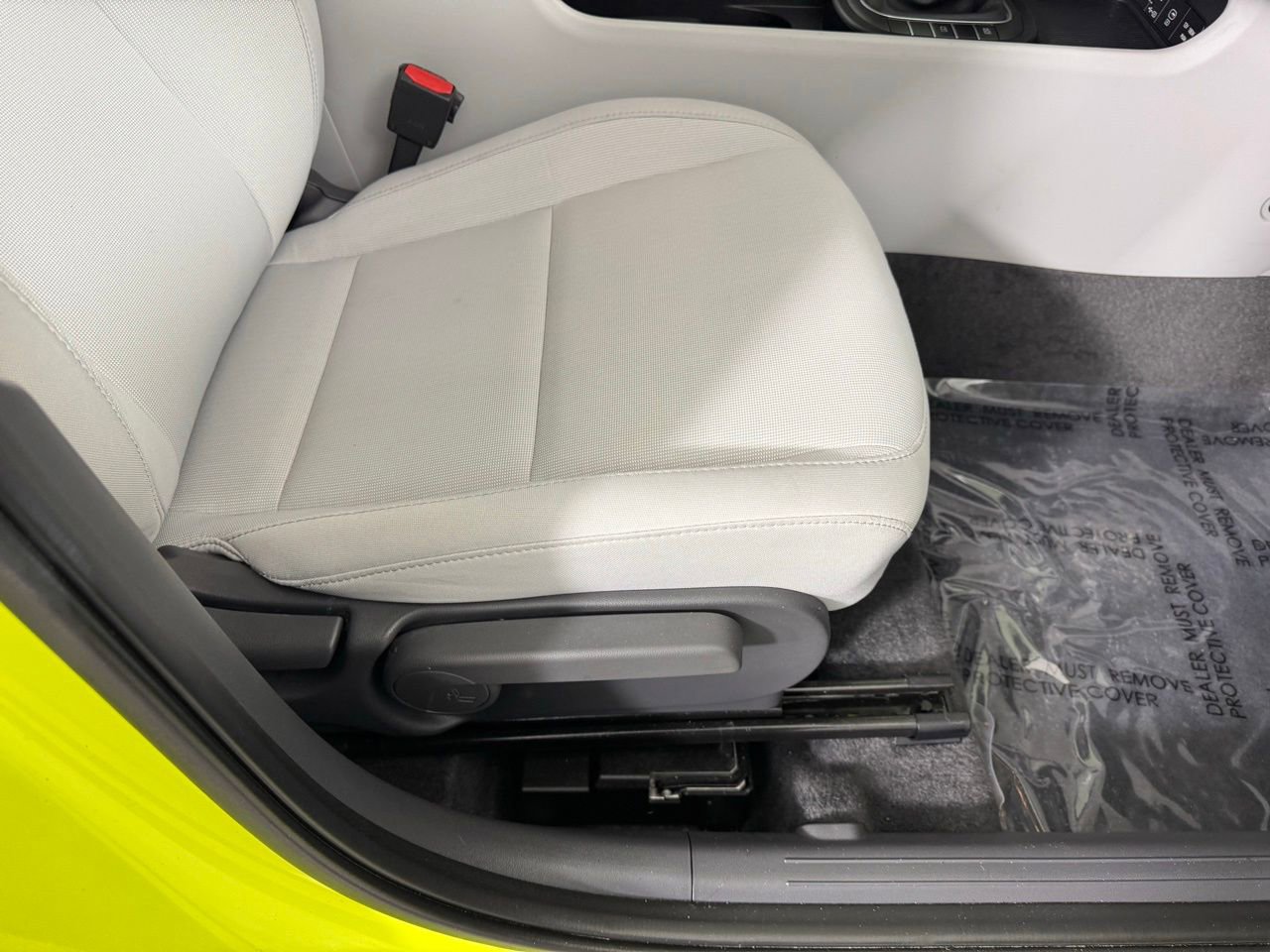 Used 2025 Hyundai Kona SEL image 32