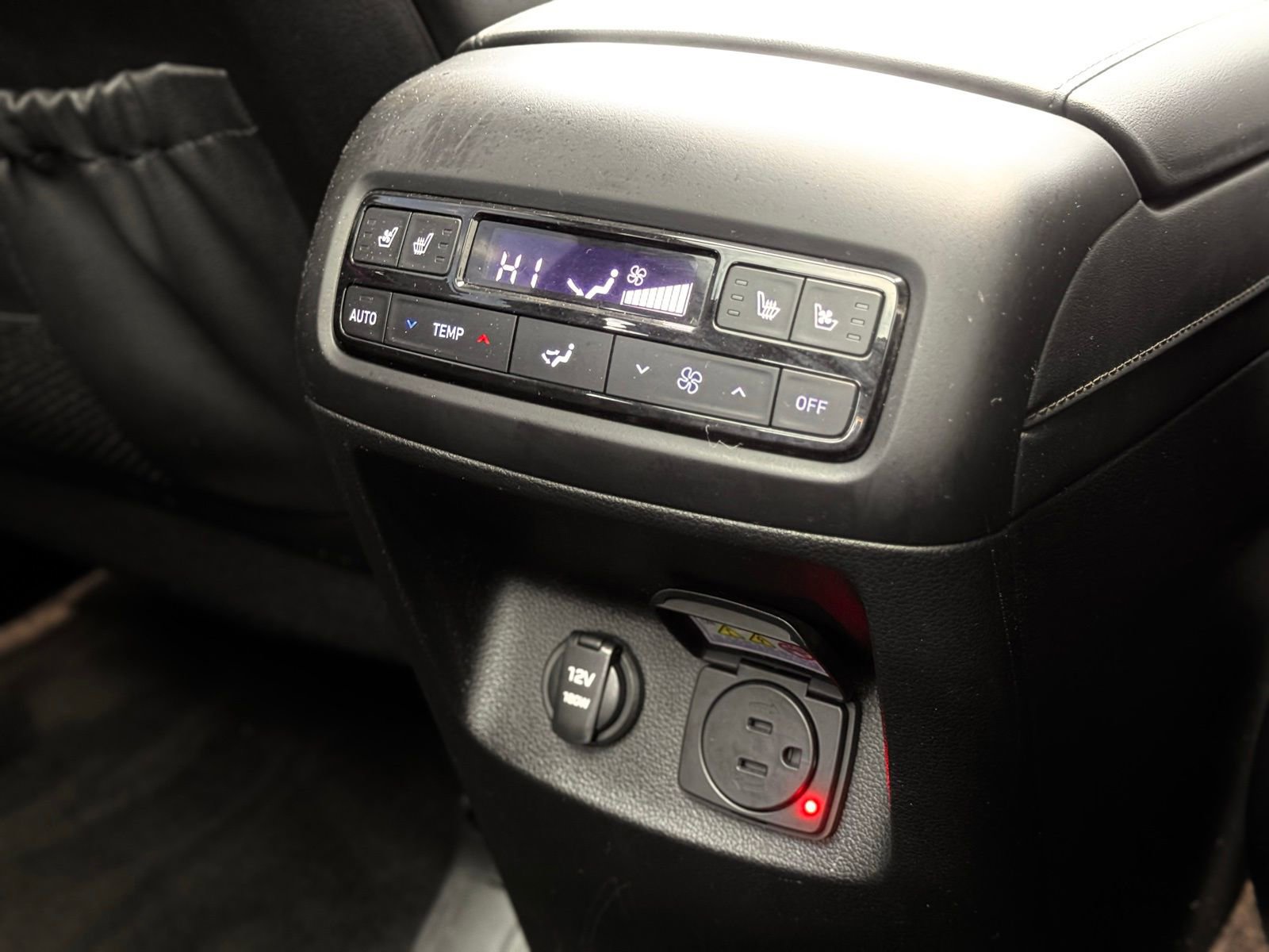 Used 2024 Hyundai Palisade Calligraphy image 27
