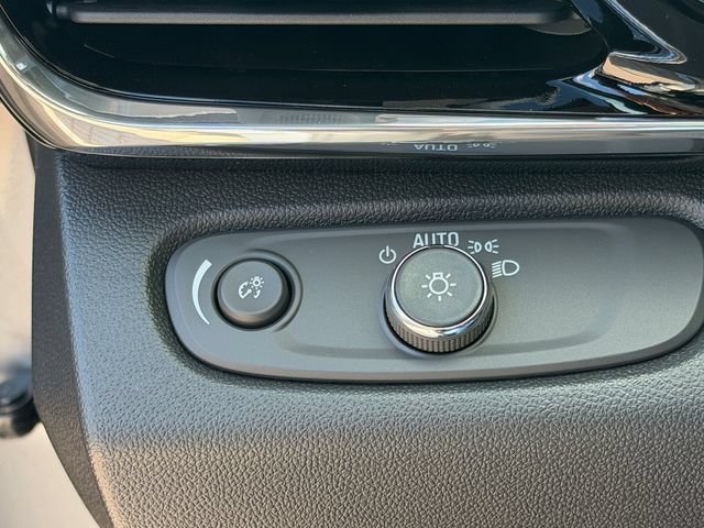 New 2026 Buick Envista Sport Touring FWD image 22