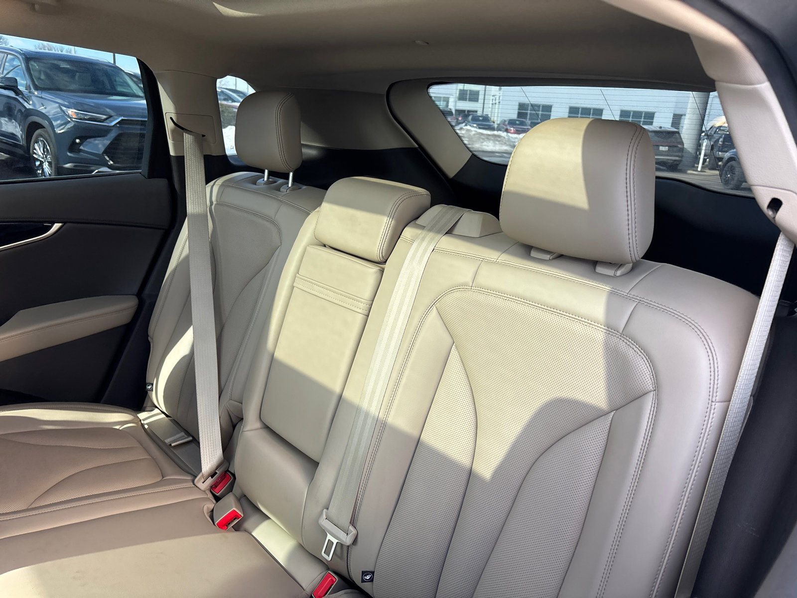 Certified 2022 Lincoln Nautilus Reserve w/ Cargo Utility Package image 26