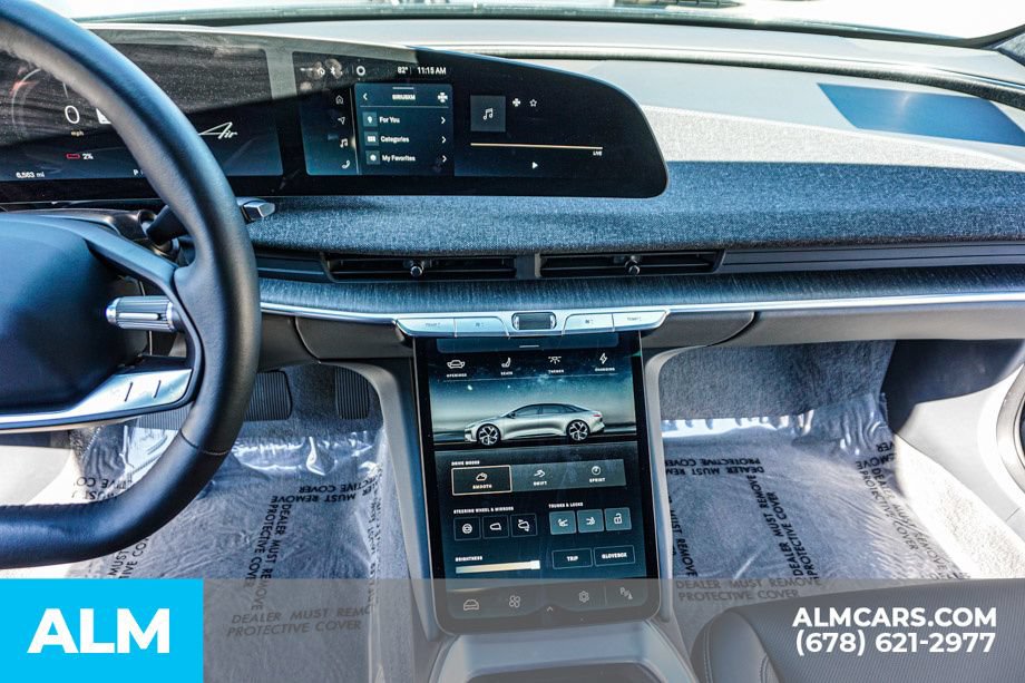 Used 2024 Lucid Air Pure RWD image 39