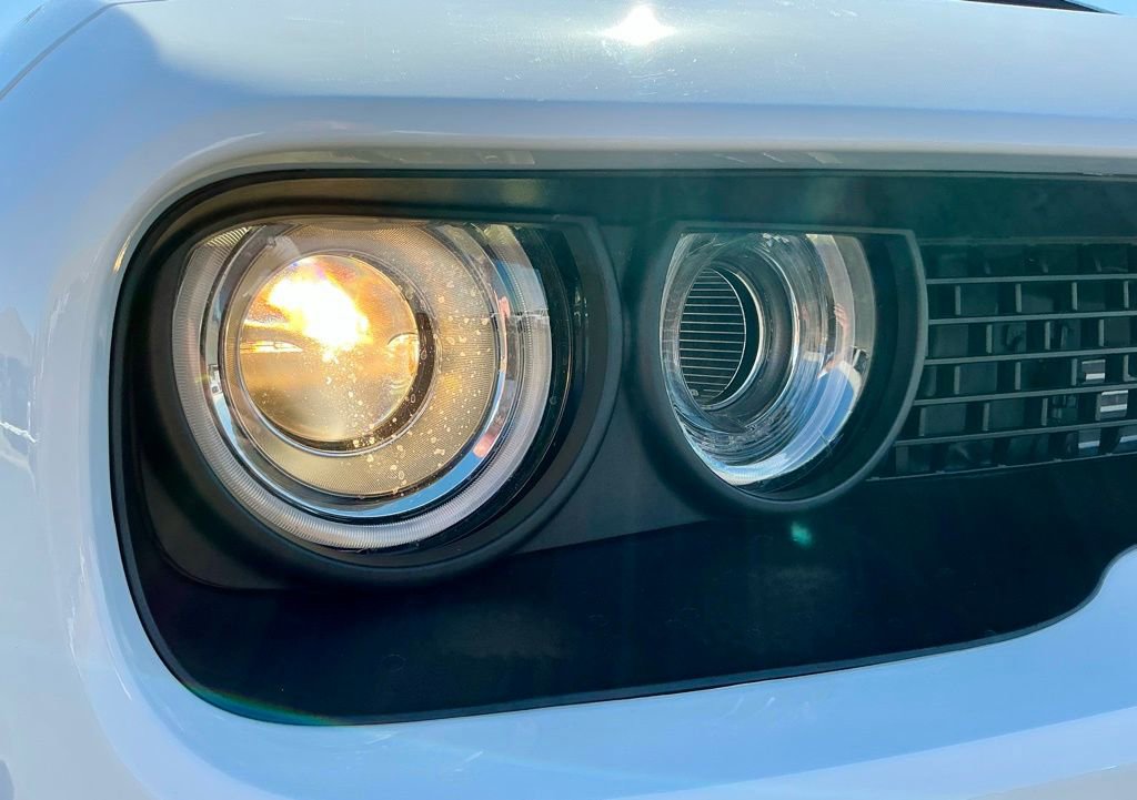 Used 2019 Dodge Challenger SRT Hellcat Redeye image 10